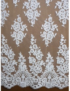 Tissu dentelle rebrodée -...