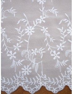 Tissu mousseline brodée -...